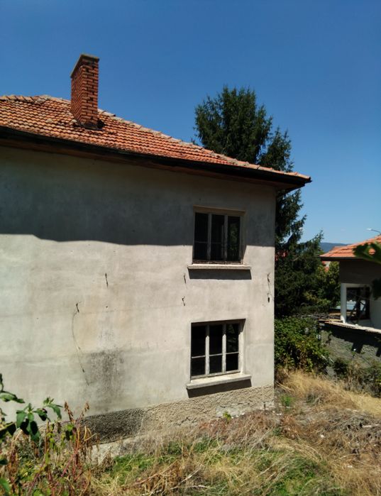 Продава къща в гр.Сапарева баня