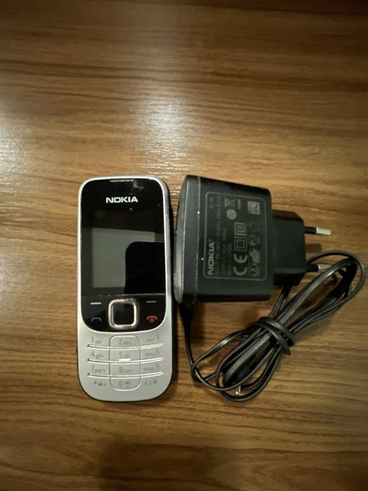 ИДЕАЛЕН!Nokia c2330-2