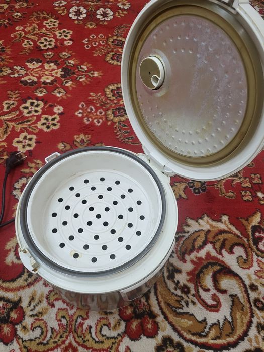 Продам мультиварку