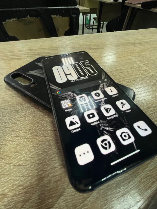 Sell Xiaomi mi 9 se (2019) Субфлагман) 128/6