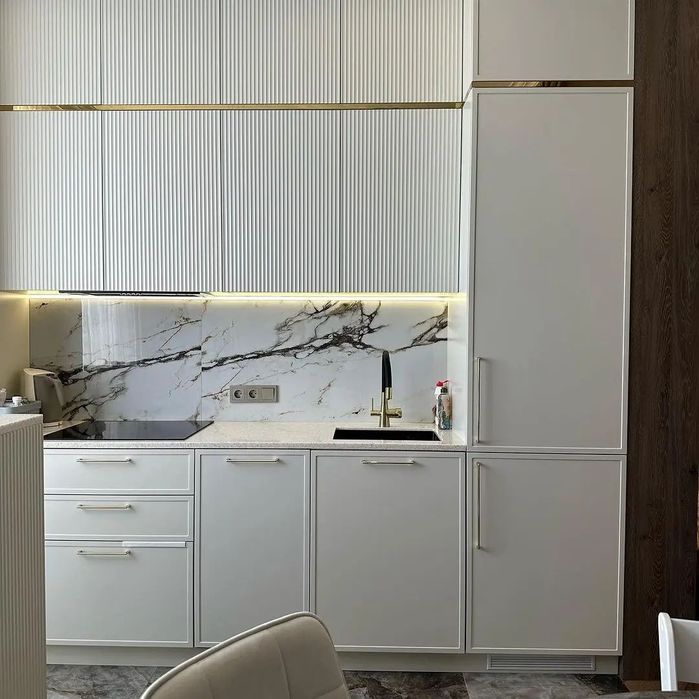 Кухонный гарнитур Мебель на заказ шкафы купе Прихожий Барный стойка!