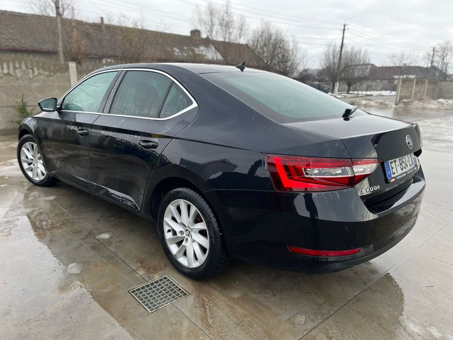 Skoda superb 1,6 tdi 120 cp