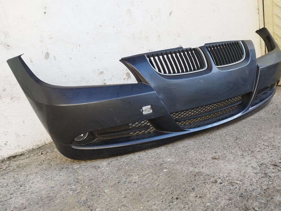 Продавам 2бр предни брони за БМВ E-90