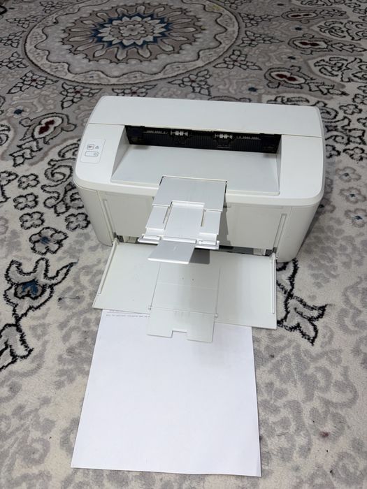 Hp laserjet Pro m15a printer holati ideal aybi yoq A4 chiqaradi