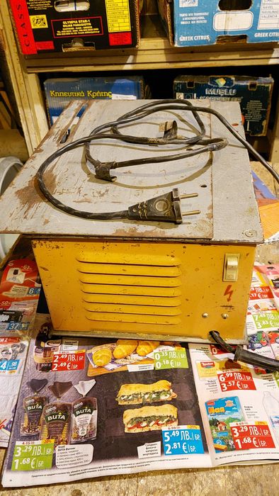 Мини абрихт с циркуляр УБДН-2.  Цена 550 лева.