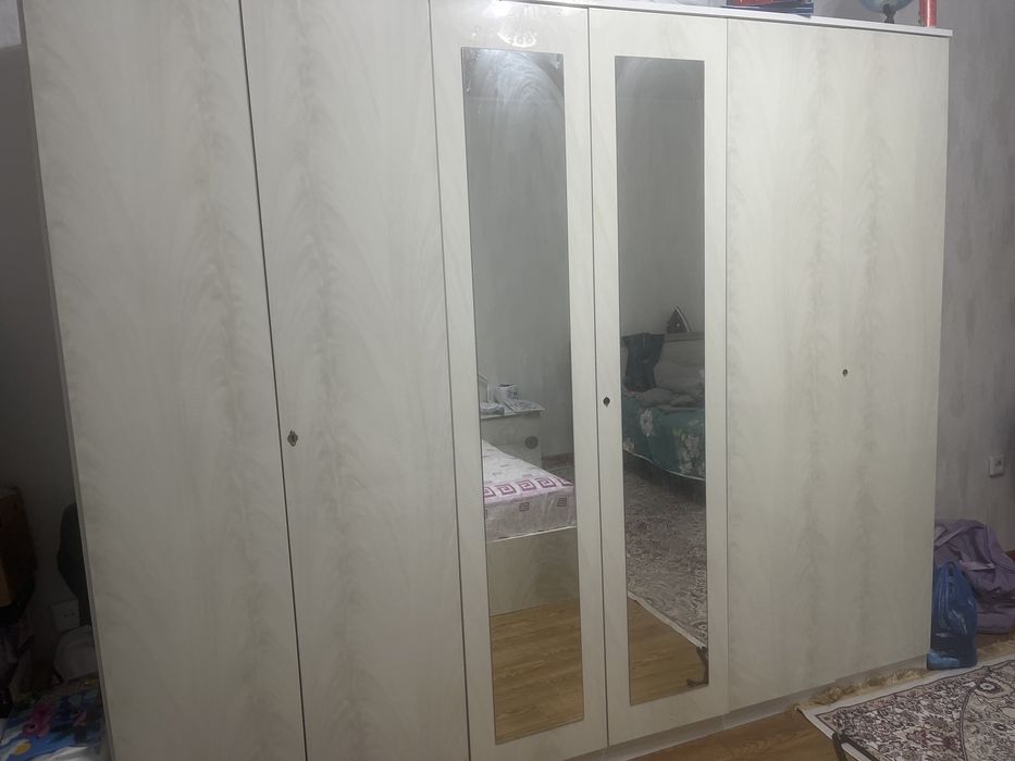 Продам шкаф для спальни