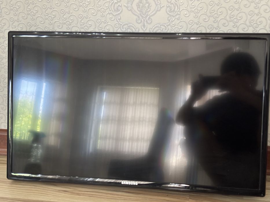 Телевизор Samsung 32 дюйма