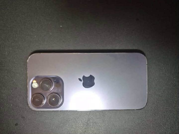 iPhone 14 pro de vanzare