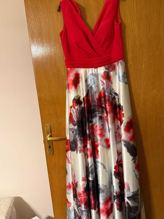 Rochie de seara superba cu imprimeu floral