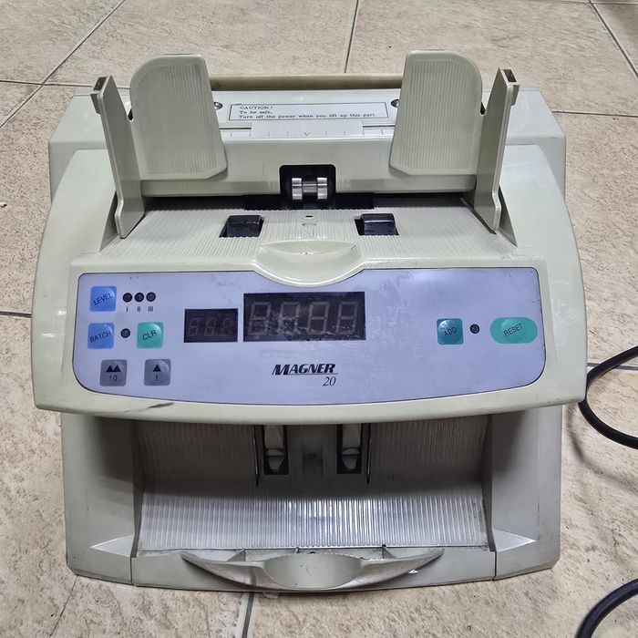 Купюро счетная машинка MAGNER производства Япония. Б/У