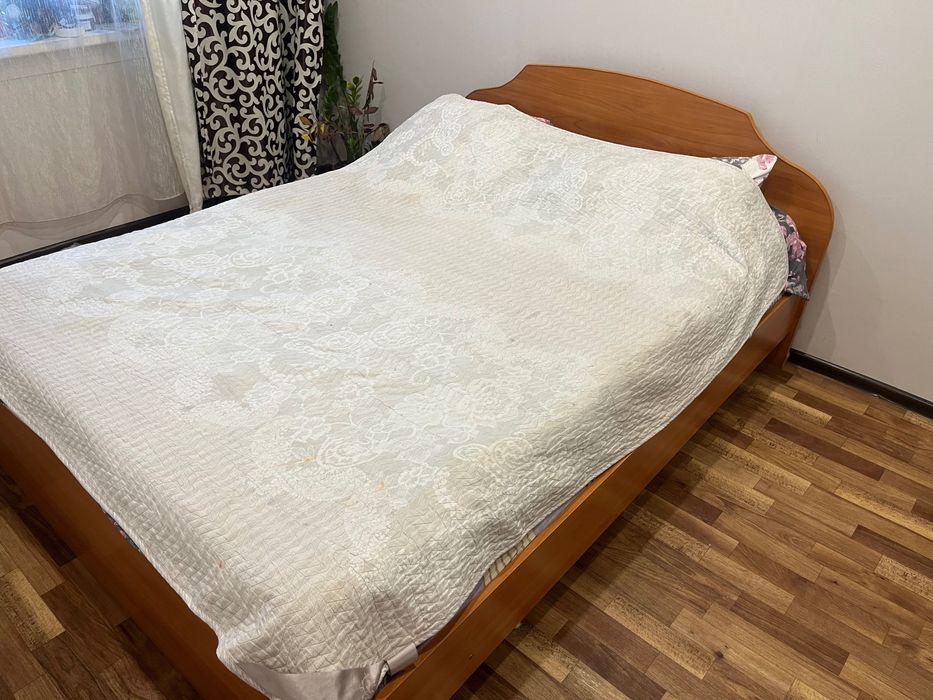 Продажа кровати двуспальной