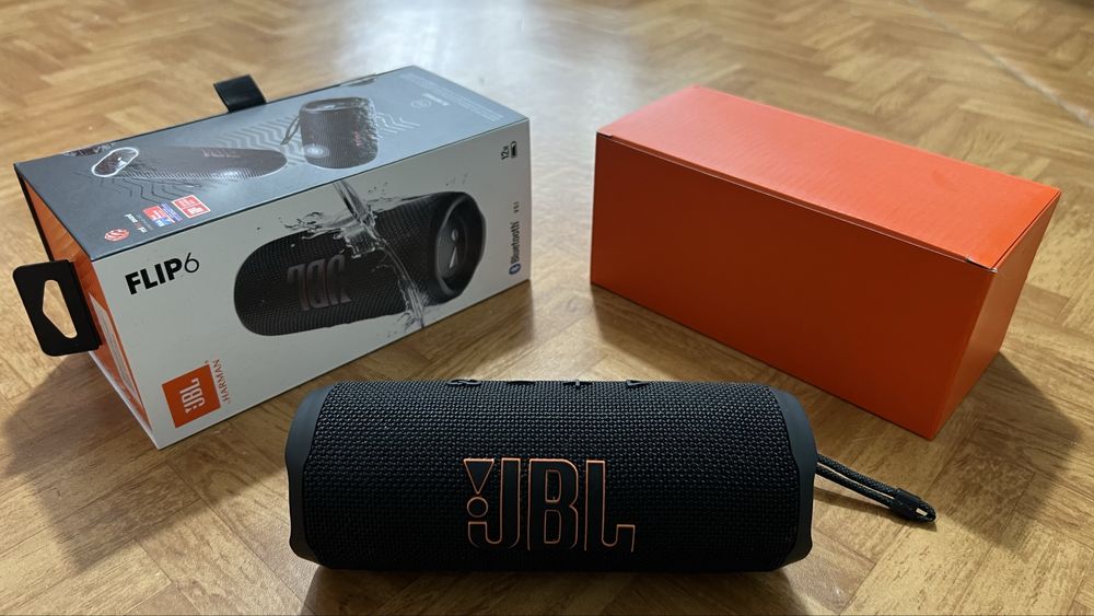 Портативная колонка