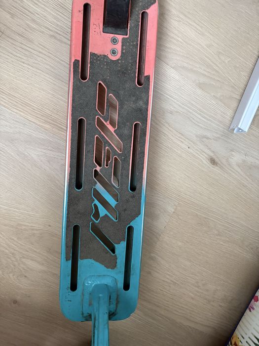 trotineta mgp original pro o dau de urgenta