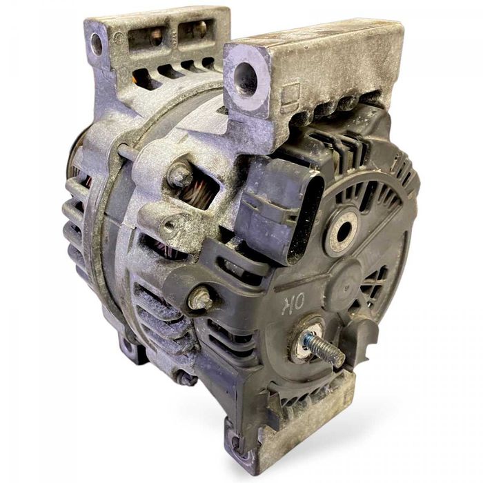 Alternator Mercedes Benz A0141549802-Piese de schimb Mercedes.