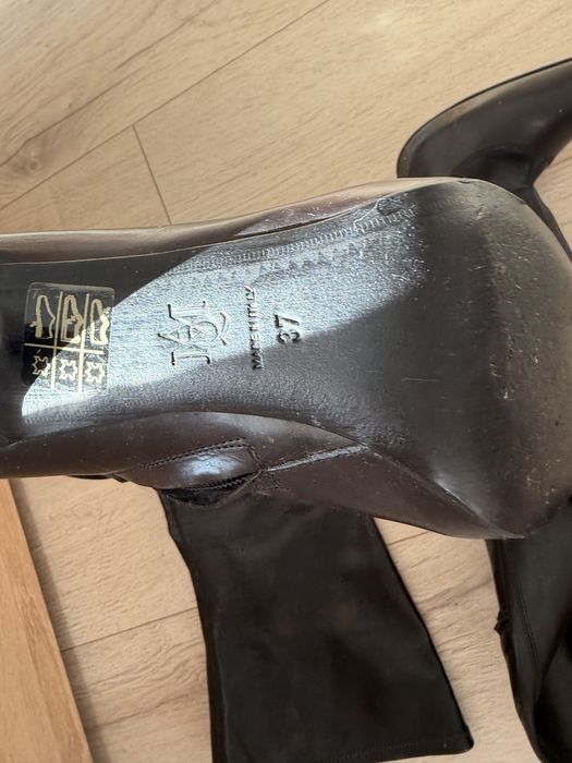 Alexander McQueen  Оригинални 37 номер