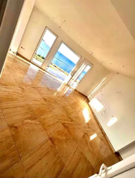 Продава се Тристаен апартамент в Царево - 147 кв.м за 1402 €/кв.м - Снимка #3