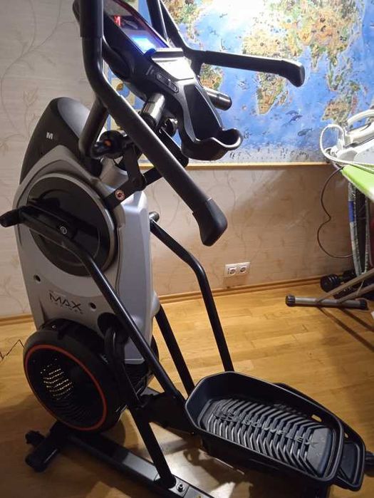 Кросстренер Bowflex Max Trainer M6