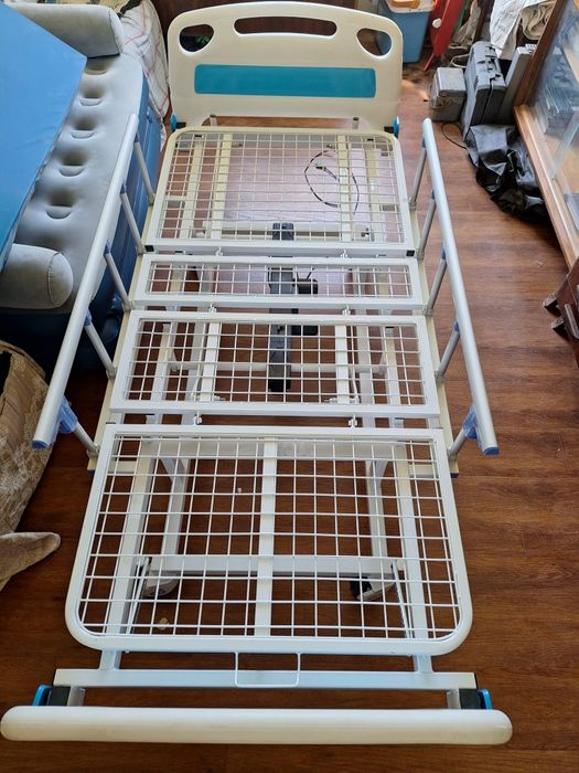 Реанимационная кровать : 2-х функциональная с матрасом