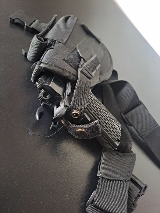 Pistol Airsoft Colt 1911, manșon metalic, toc tactic inclus