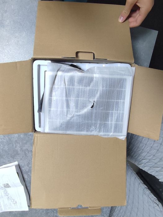Camera de supraveghere video cu panou solar 4g senzor de mișcare