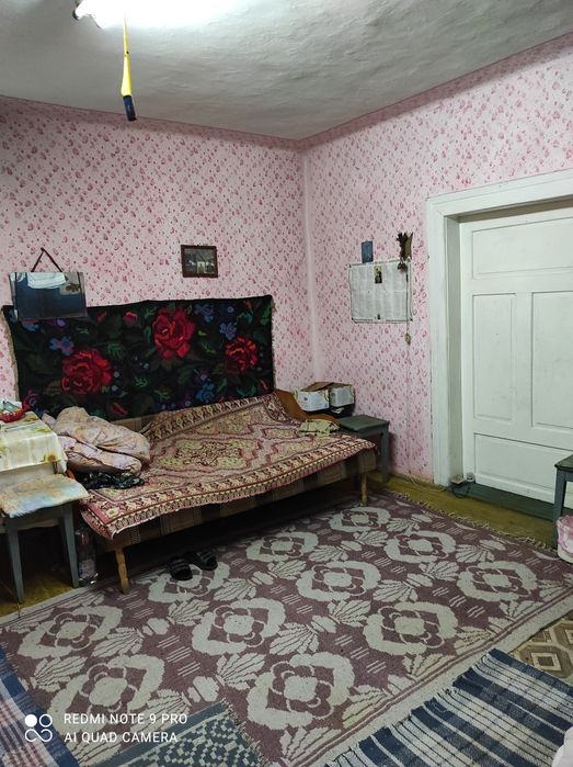 Casa  si gradină de vânzare