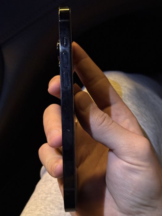 Продам айфон 14про