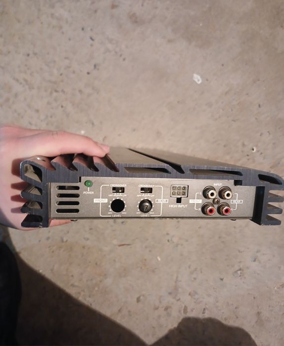 усилитель JVC для автозвук