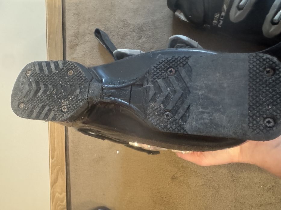 Ски обувки HEAD 240/245