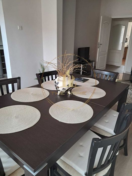 Дава се под наем Тристаен апартамент в Варна, Център - 120 кв.м за 850 € - Снимка #2