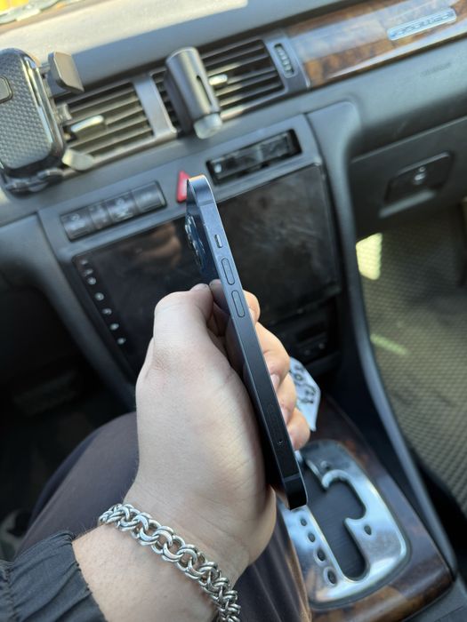 Айфон,IPhone 13 128gb 100% акб