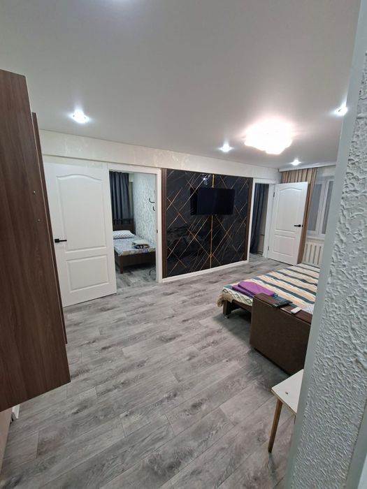 Сдаётся трёхкомнатная квартира посуточна