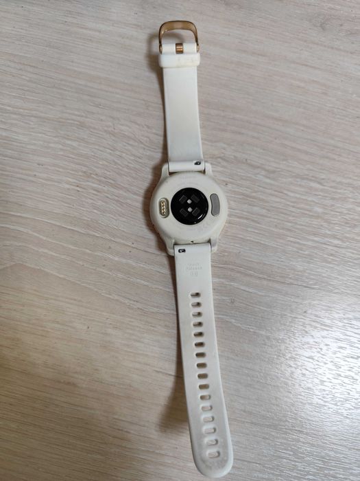 Часы Garmin Venu 2S