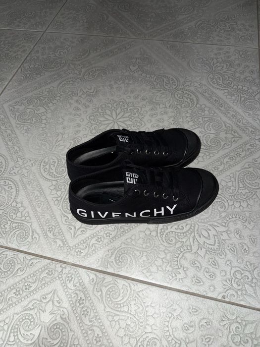 Givenchy кроссовки