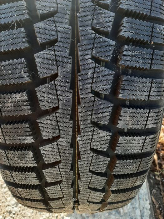 Продам шину. 225/45/17 кордиант