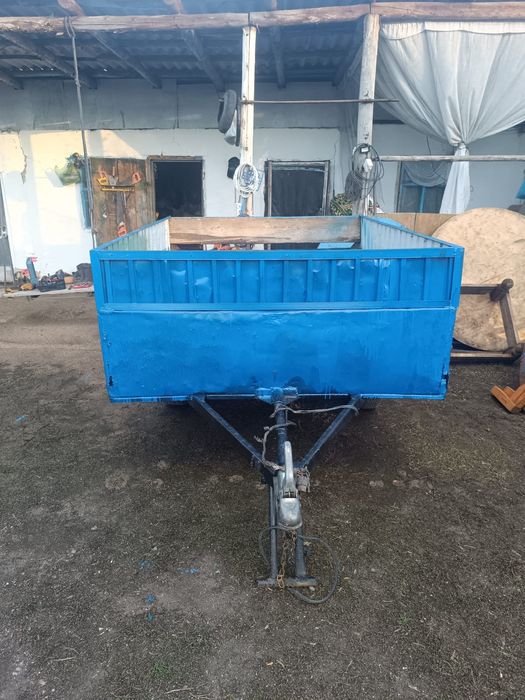 Автомобильный прицеп