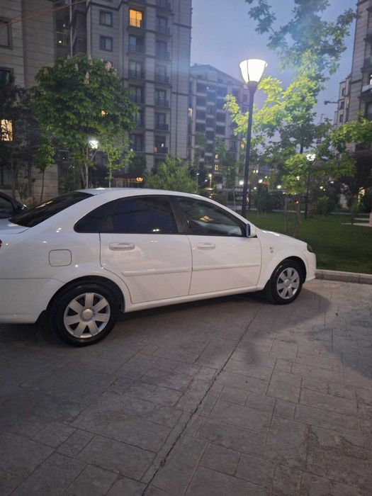 Срочно продам: Gentra Chevrolet (2022) своя машина