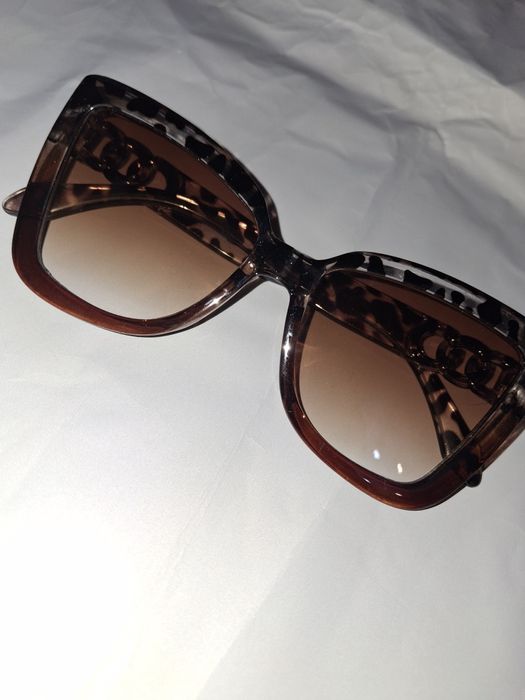 Продаю модные очки леопард новые