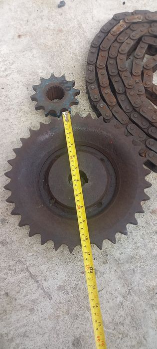 pinion troliu 16b 350 mm lant 16b troliu