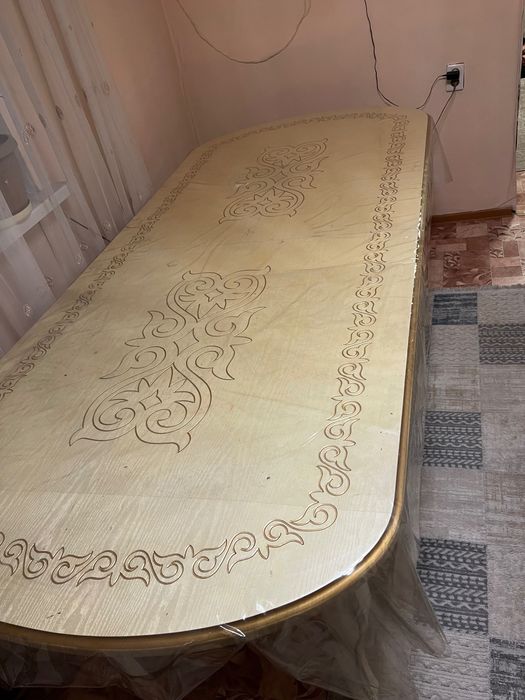 Стол Қазына 3-метровый