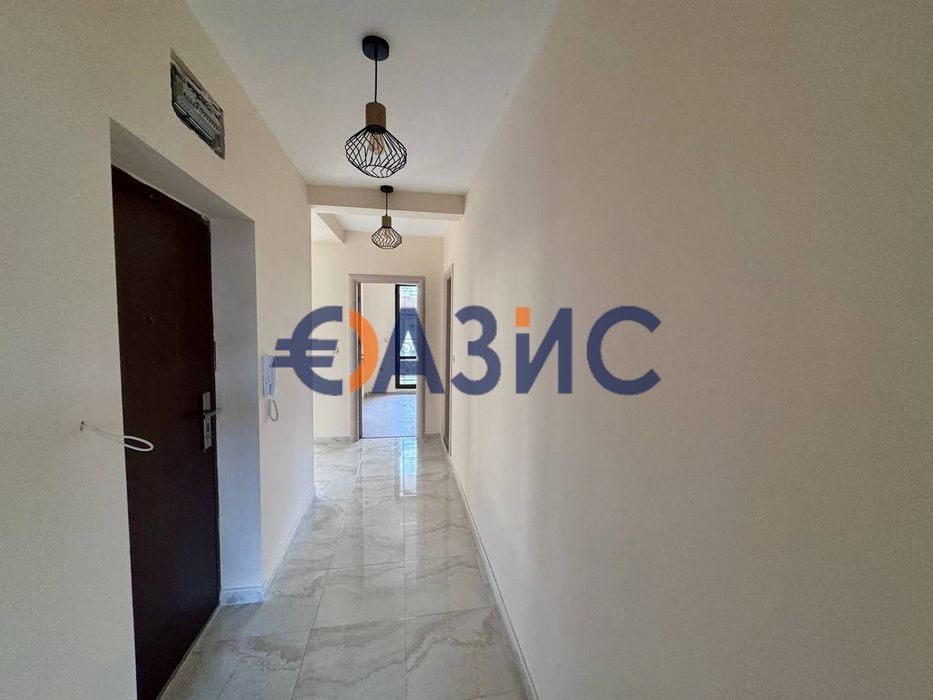 Продава се Тристаен апартамент в Свети Влас - 90 кв.м за 1083 €/кв.м - Снимка #12