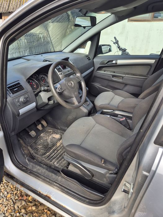 Opel Zafira 1.9 D 2006