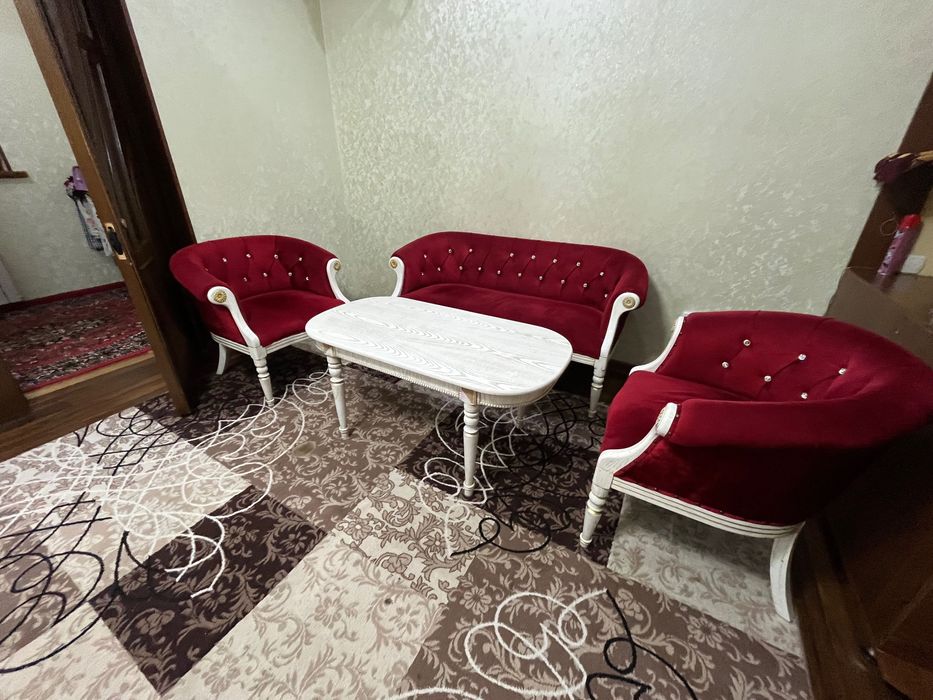 Диван + 2 кресла