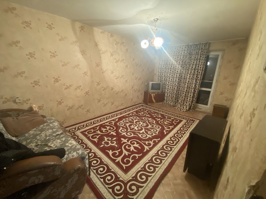 Сдаю 2 комн квартиру