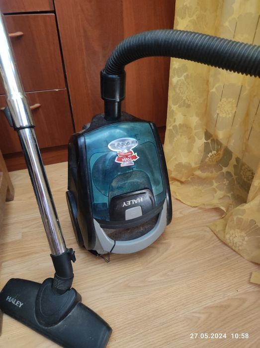 Продам пылесосы !