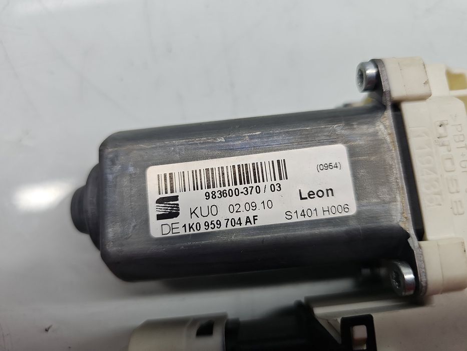 Motoras geam dreapta spate Seat Leon (1P1) [Fabr 2005-2011] Hatchback