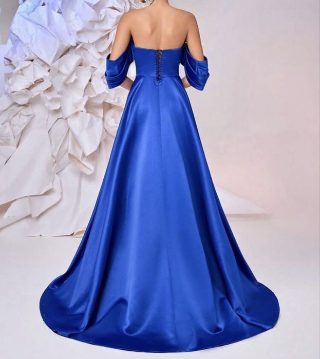 Rochie lungă elegantă