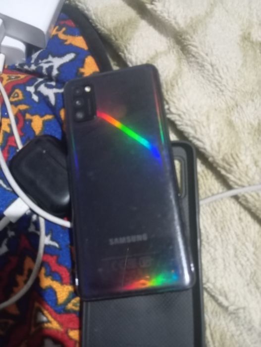 Samsung A 41 xotira 64 Ram 6