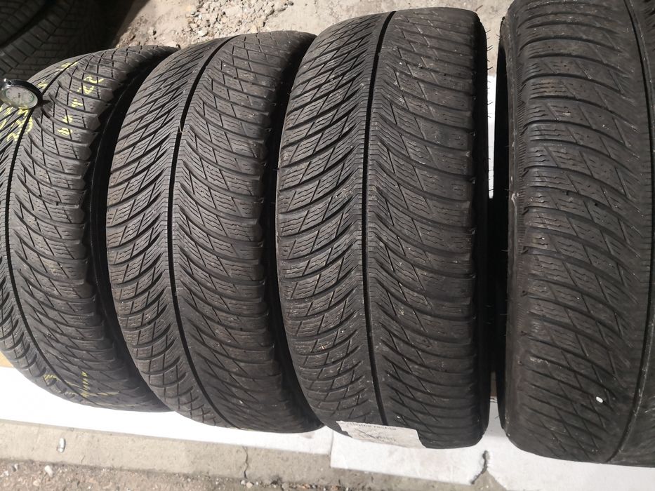 Гуми втора употреба 235 45 18 цола Michelin dot 22 4 броя