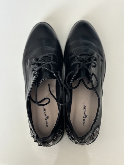 Официални обувки