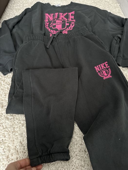 Спортен екип Nike